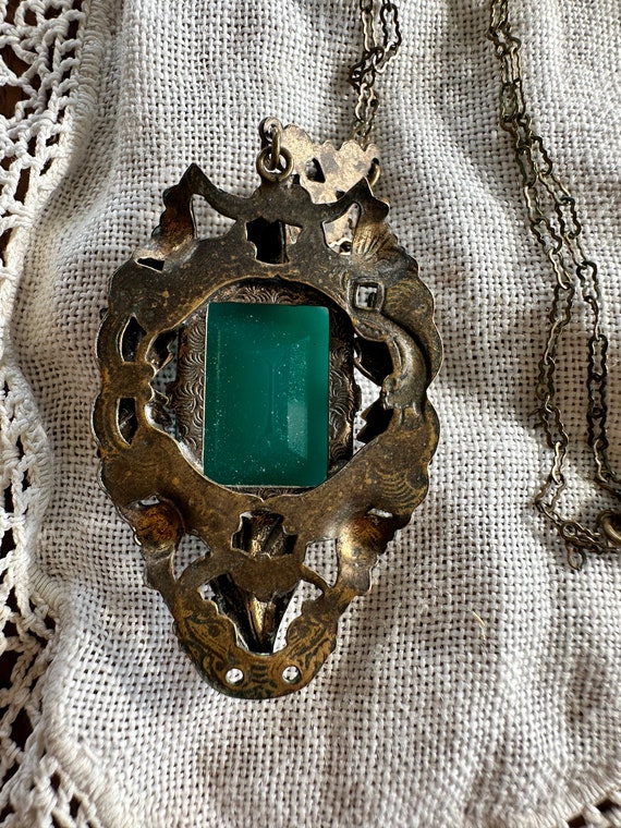 Antique Green Aventurine and Brass Pendant Neckla… - image 5