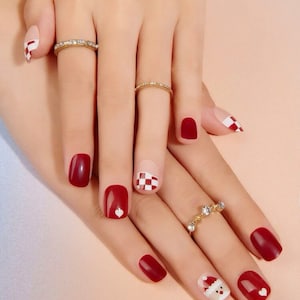 Red and White Christmas Checkered Pattern Nails| Christmas Inspired Nails| Trendy Short Press on Nails| Cute Christmas Gift Nails| Christmas