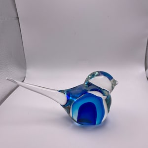 Vintage Blown Glass Bird with polished bottom