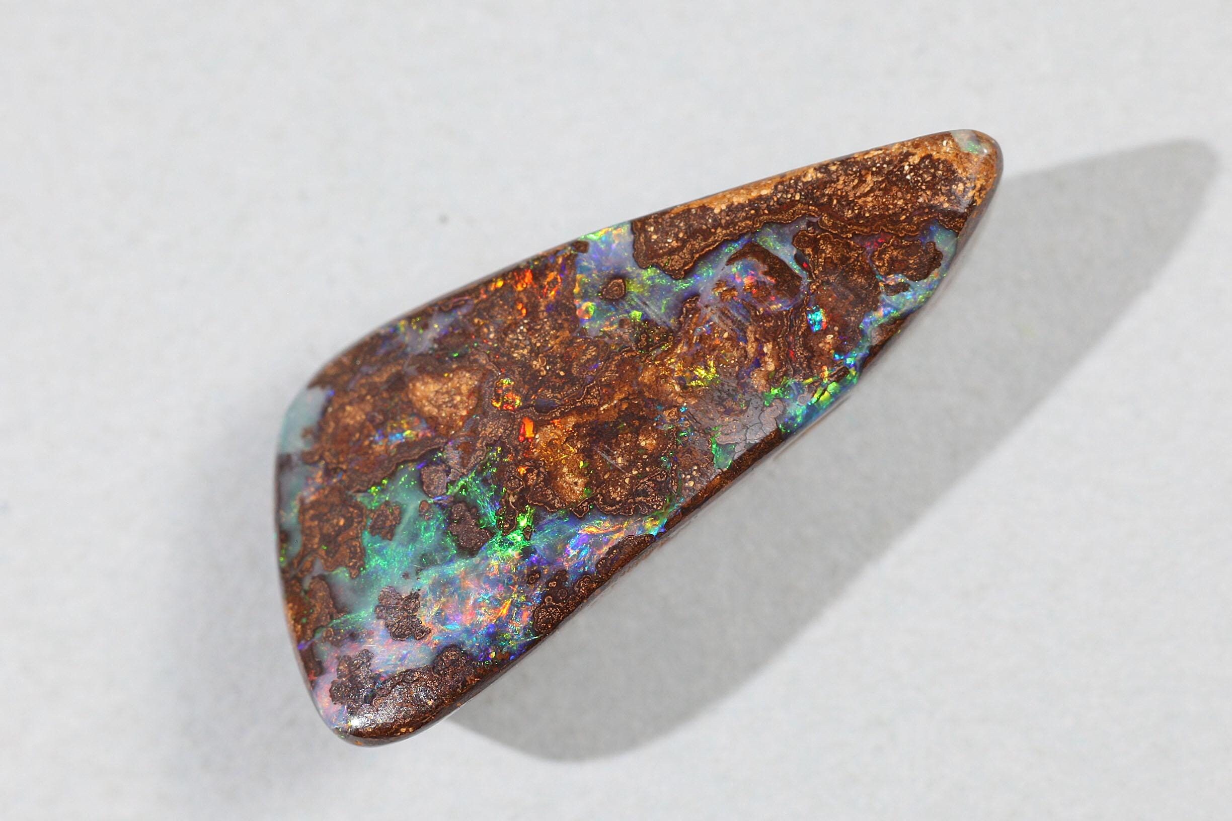 Pendentif Opale Boulder D'Australie (Queensland) - 3,80 Carats - Pierre Naturelle Brute