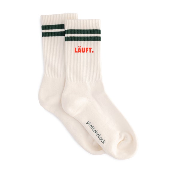 Tennissocken.offwhite mit tannengrünen Streifen.Personalisiert.Biobaumwolle.CrewSocks.Flockdruck.Geschenk.Geburtstag.Ostern.Mutter-Vatertag.