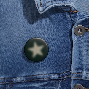Custom Star Pin Buttons for Events, Parties, Gifts, Badges, Fashion Accessories, Personalized Keepsakes