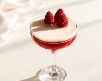 Tropical Cocktail-Inspired Soy Wax Candle in Glass, Exotic Scents for Bar Lovers, Perfect for Relaxation and Home Decor