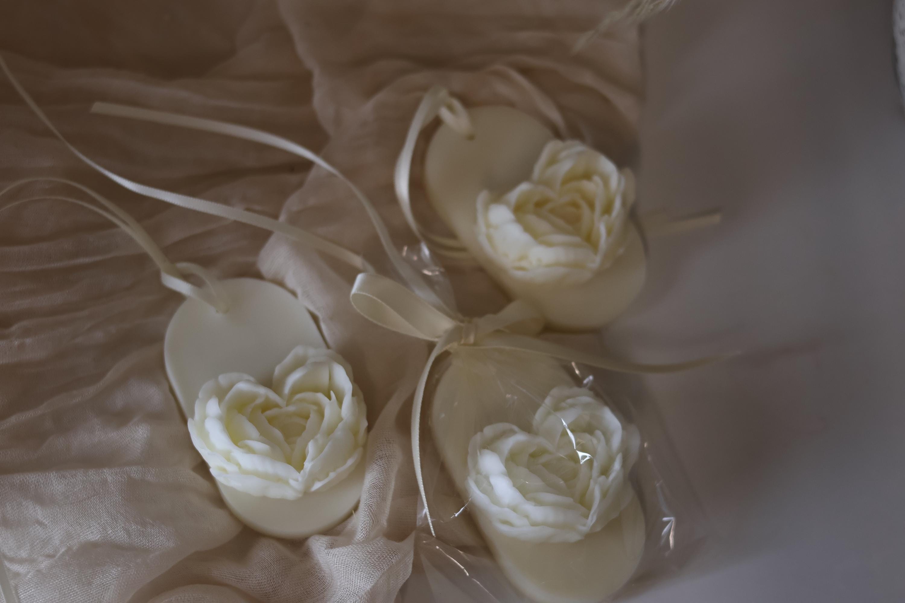 Wedding Wax Sachet With Floral Heart – Handmade Soy Wax Aroma Gift ...