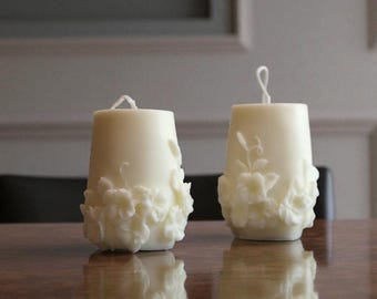 Floral Pillar I Candle – Handmade Soy Wax, Elegant Embossed Flower Design, Aesthetic Home Decor, Cotton Wick, Unique Gift for Her