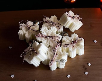 Charming Snowflake Christmas Candle for Cozy Winter Nights - Festive Snowflake Candle - Christmas Gift Candle - New Year Eve Gift Candles