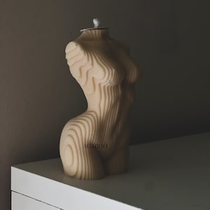 Custom Scents & Colors - Geometric Female Body - Shaped Candle - Sculptural Candle - Handmade Gift - House warming Gift - Home Decor