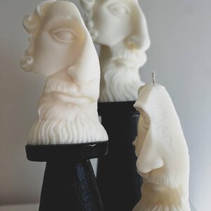 Half Face Candle – Handmade Soy Wax Sculpture, Abstract Minimalist Art Decor, Modern Statement Candle, Unique Gift for Art Lovers