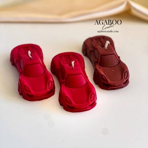 ミニチュアカーキャンドル - 形付きキャンドル - 車好きの方のためのかわいい装飾 - どの部屋にも楽しいアクセント - 自動車愛好家へのプレゼントに最適 - 男性へのプレゼント