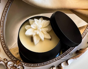 Floral Tin Candle – Handmade Soy Wax, Wax Flower Design, Metal Jar Candle, Cotton Wick, Aesthetic Home Decor, Unique Gift for Her
