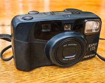 Pentax Espio 115 35mm Point & Shoot Film Camera w/ Wrist Strap