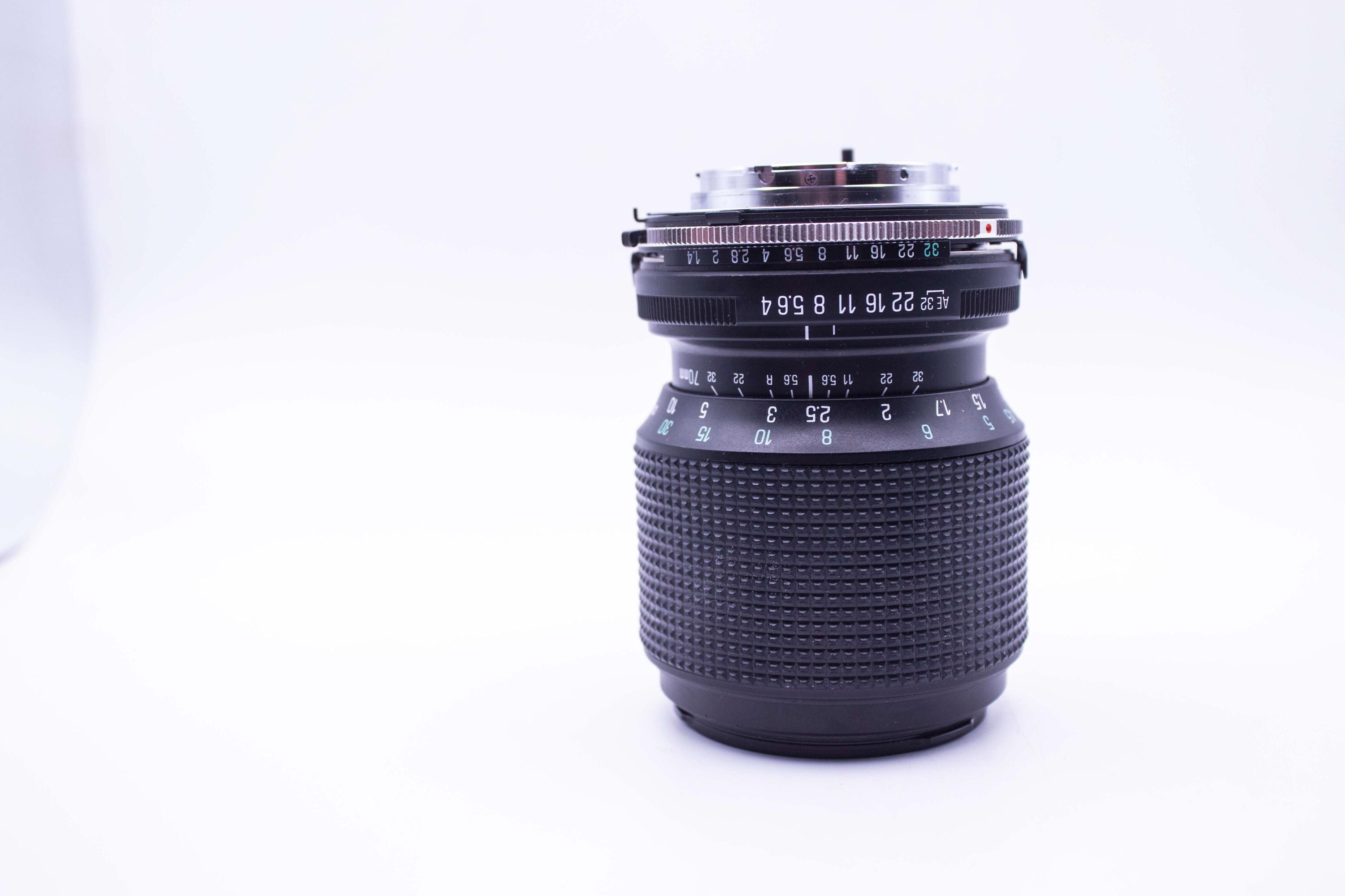 Tamron 70-210 mm f/4-5.6 カメラレンズ（レンズフィルター付き