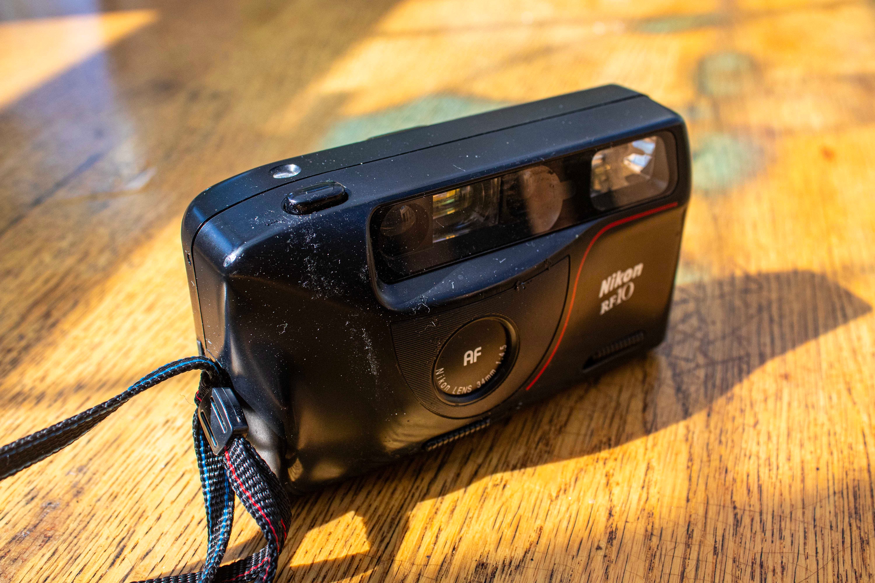 Nikon RF10 35mm Point Shoot Film Camera W/ Manual