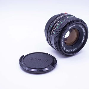 Canon FD 50mm f/1.8 35mm SLR Lens w/ Lens Cap