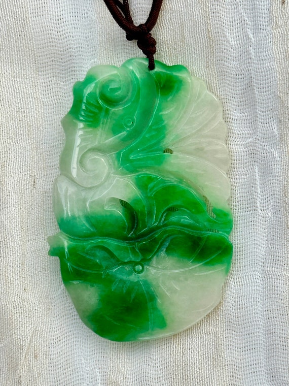 Chinese Carved Jade Pendant Necklace - image 10