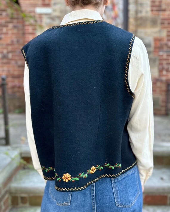 1960s Hungarian Embroidered Wool Folk Vest - image 5
