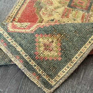 Handmade Vintage Turkish Rug: Red Green Oushak Wool Doormat (1.1x2.8 Ft)
