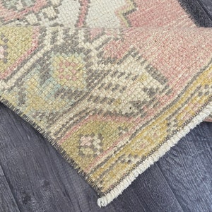 1.3x3.3 Ft, Pink Green Handmade Neutral Turkish Door mat, 1x3 Faded Pink Green Vintage Rug,Oushak Bathroom Kitchen Throw Kids Entry Area Rug