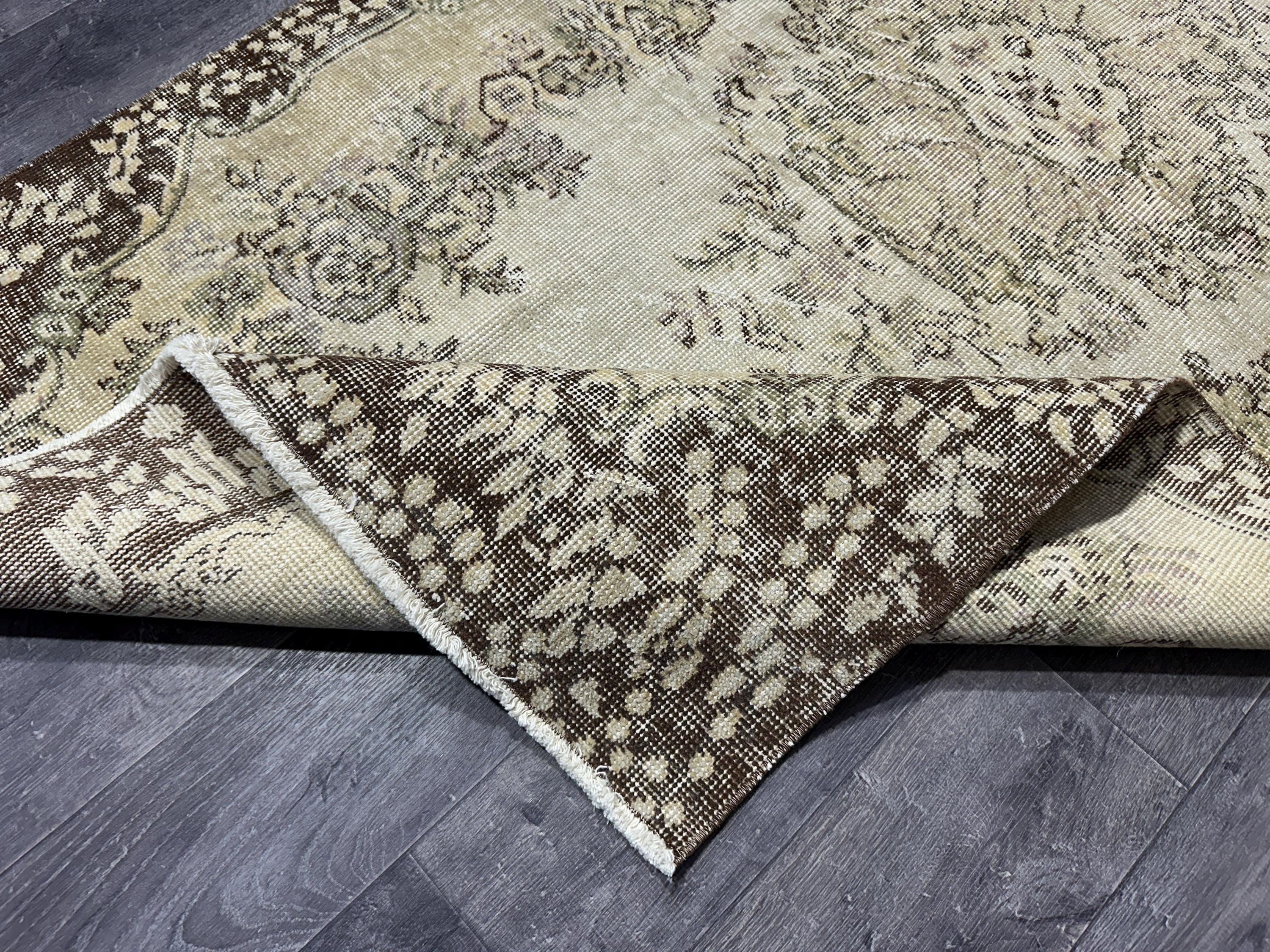 4x7 Vintage Turkish Oushak Rug: Beige, Green, Pink Wool