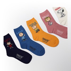 Snoopy&Friends Peanuts official  Solid Crew Socks- Ultra Soft Cotton Ankle Socks / Snoopy, Charlie Brown, Lucy, Sally- Premium Snoopy Socks