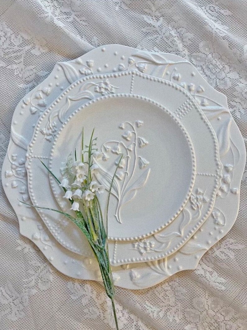 French Style White Embossed Raised Ceramic Plate Set Etsy