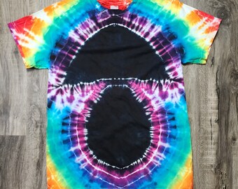 レインボーマッシュルームの手染めタイダイTシャツ。大人用Sサイズ