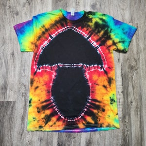 Trippy rainbow mushroom hand dyed tie dye tshirt. Size Adult Medium