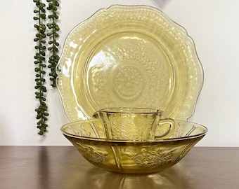 Vintage Yellow Depression Glass Serving Set | Patrician, Sharon