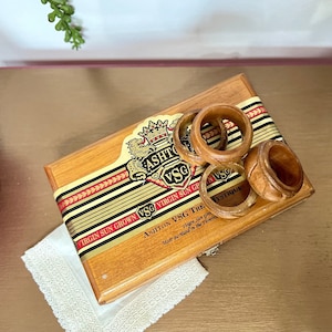 Vintage Wooden Napkin Ring Set with Storage Box Set of 4 | Napkin Holders + Handkerchief | Vintage Home Kitchen Decor