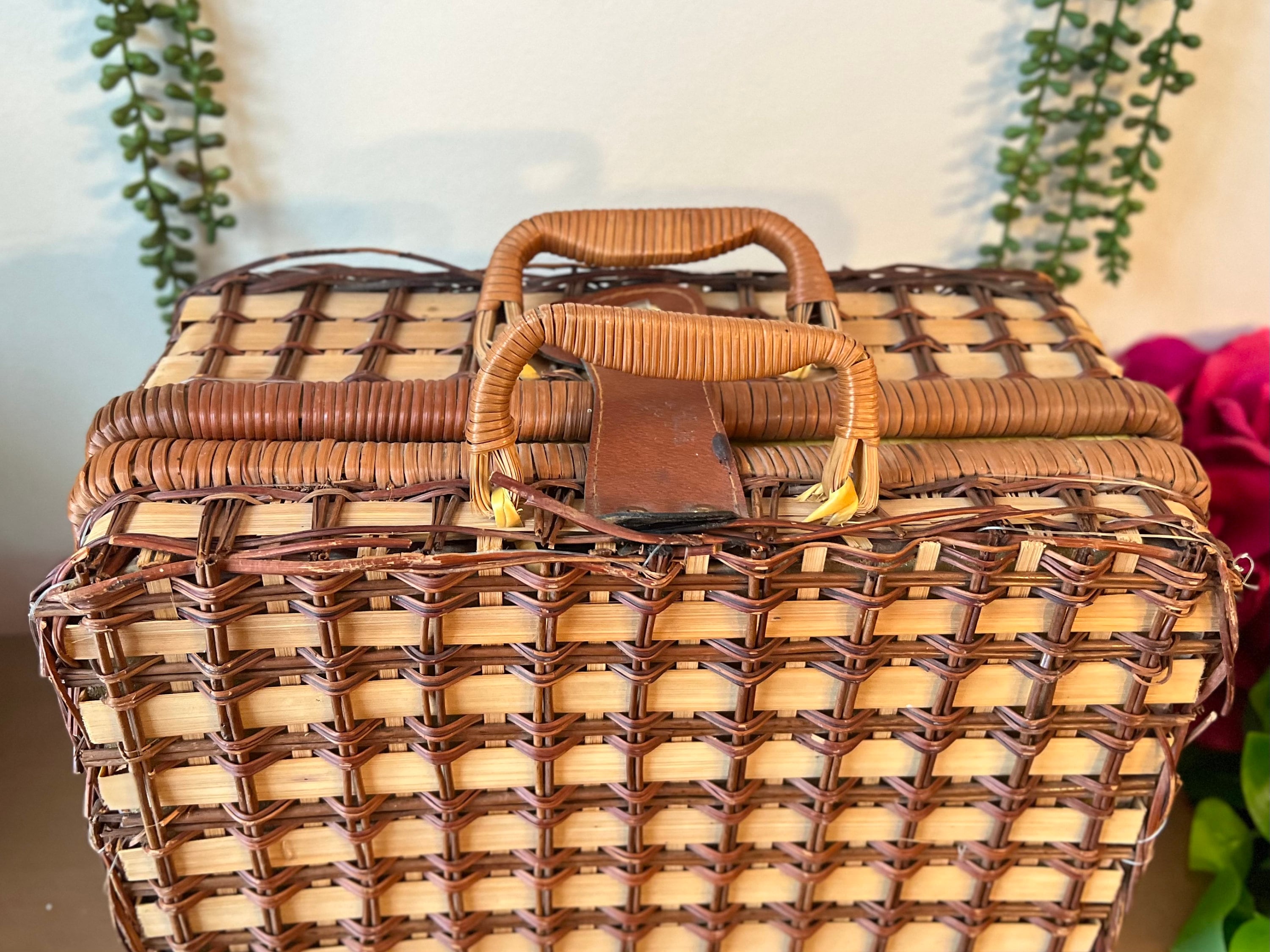 Vintage Wicker Picnic Basket Vintage Lined Picnic Basket Etsy