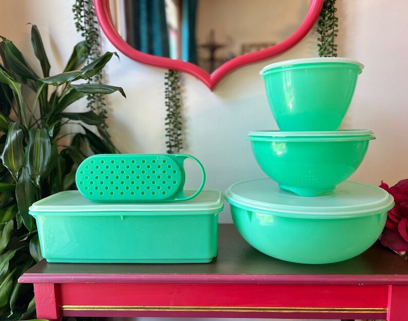 Vintage Jadeite Tupperware Set With Cheese Grater, Colander, Easy Crisp Celery Keeper, Storage