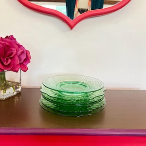 Uranium Green Depression Glass Plates | Vintage 1930s Vaseline Glass Glows Under UV | Green Etched Glass Serving Set of 6