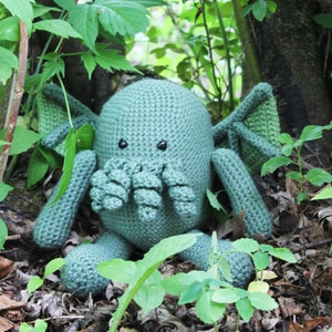 Cryptatos - Cthulhu Crochet Pattern