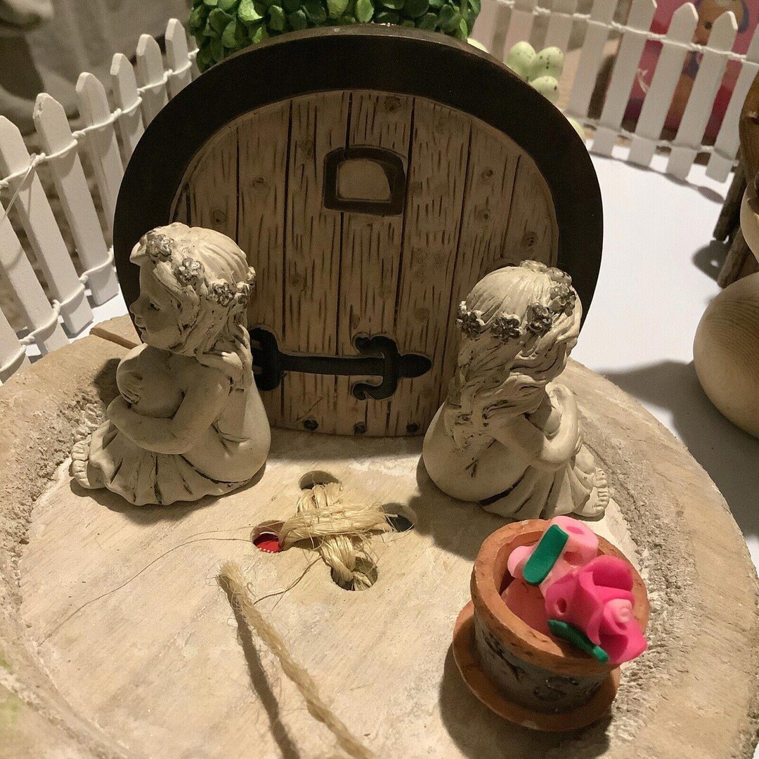 Miniature Dollhouse Fairy Garden Mini Round Red Fairy Door With 2 ...