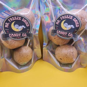 Freeze Dried Carmel Crunch Pops| Freeze Dried Carmel Apple Suckers| Freeze Dried Candy| Carmel Apple Suckers| Astronaut Candy| Party Favor|