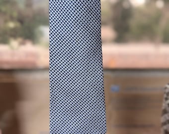 Vintage 1990s Tommy Hilfiger Necktie / Navy Blue White Micro Diamond / Original 90s Gold Label / Green Silk Keeper / Rare Vintage