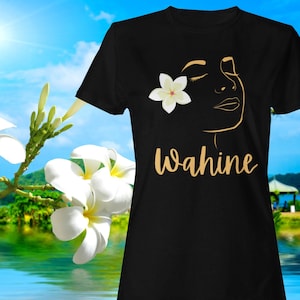 Wahine Plumeria Shirt | Single Wahine Looking for Love | Right Ear | White Plumeria Flower | Olelo Hawaii | Coconut Memories T-Shirt
