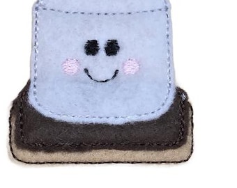 Large Marshmallow Smore Feltie on Felt