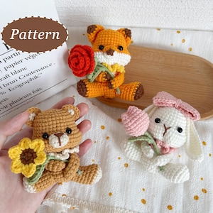Motif au crochet Flowers&Friends | Lapin et renard | Mini tulipe rose et tournesol | Motif fleur au crochet Amigurumi | anglais