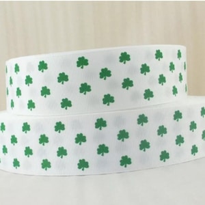 Ruban artisanal en gros-grain imprimé vert porte-bonheur trèfle trèfle de la Saint-Patrick de 1,5 po (1 mètre)