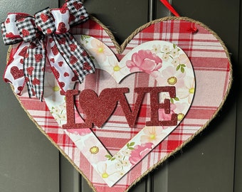 Valentine Heart Hanging Plaque, Farmhouse Valentine's Heart Decor, Valentine's Love Plaque