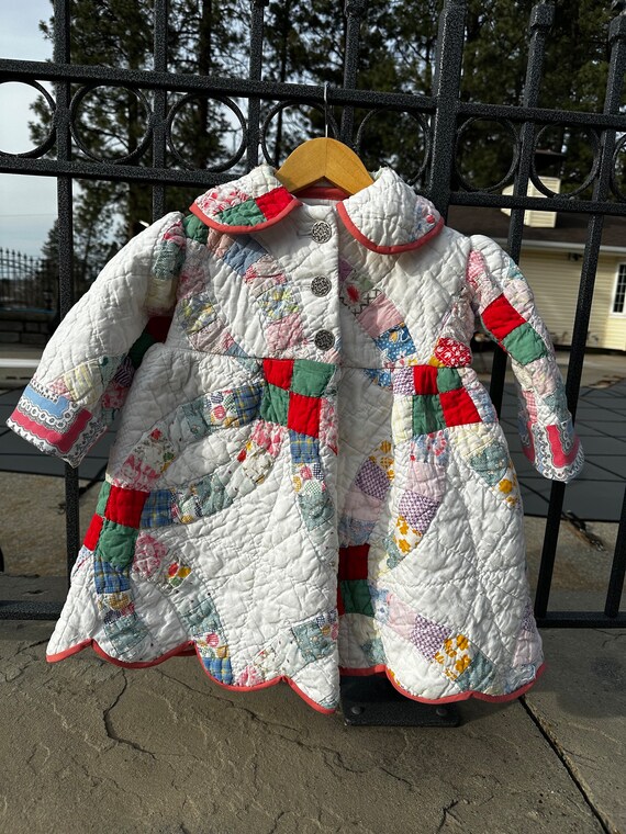 Girls Vintage Quilt Dress Coat - image 5