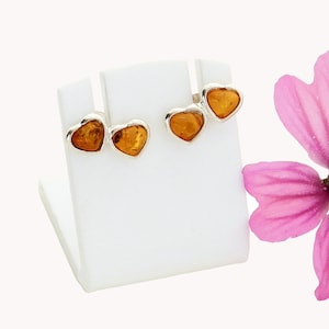Small heart duo earrings in amber on silver