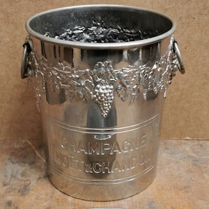 Moet Chandon METAL  Champagne ART DECO Champagne Bucket Cooler Collectors  Rare Used No 2