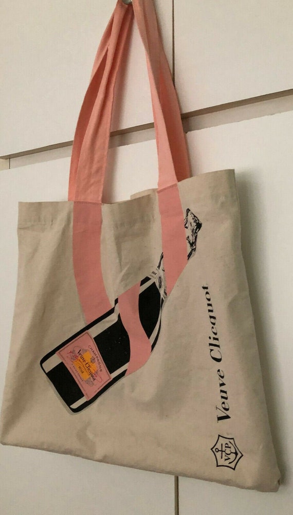 Veuve Clicquot Rose Tie Gem