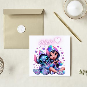 Gepersonaliseerde kaart geïnspireerd door Lilo en Stitch – Handgemaakt – verjaardag, vriendschaps- of liefdesverklaring