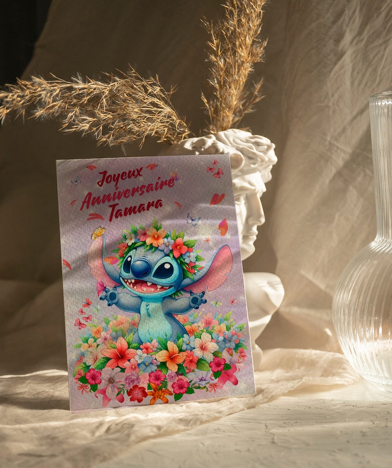 Carte joyeux anniversaire, carte prénom personnalisable stitch, carte thème stitch fête des fleurs, Bonne fête... 画像 3
