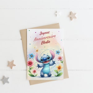Carte joyeux anniversaire, carte prénom personnalisable stitch, carte thème stitch fleurs, Bonne fête... 画像 2