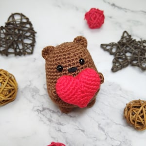 PATTERN : In Love With Grizzly | Beginner Friendly | Amigurumi / Crochet Pattern in ENG (PDF)