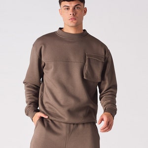 Brown Cargo Pocket Crewneck Sweatshirt: Fleece Long Sleeve Top